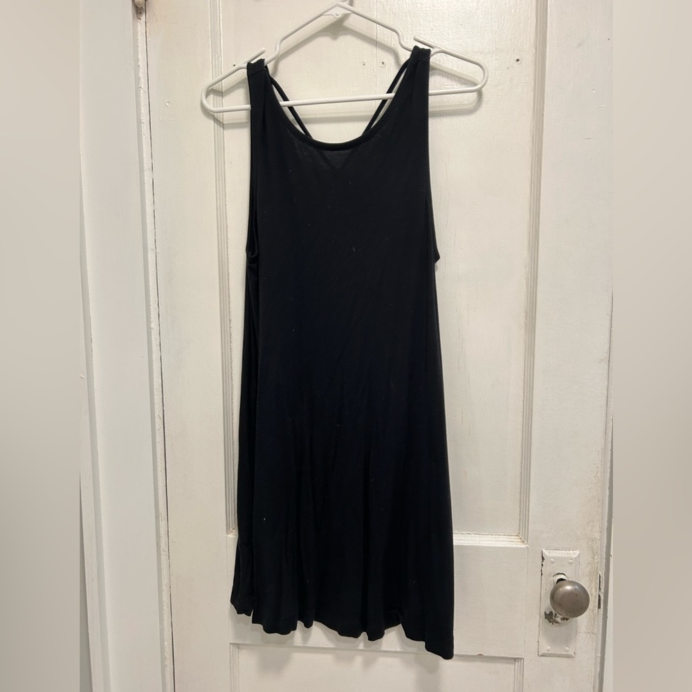 RVCA black mini with cross cross back - size M